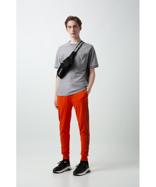HUGO(ヒューゴ)の「メンズ オーバーサイズフィット ラグランスリーブ Tシャツ(Tシャツ/カットソー・メンズ・グレー系その他/ブラック・L/S/M/XL/XS/XXL)」の18枚目の写真