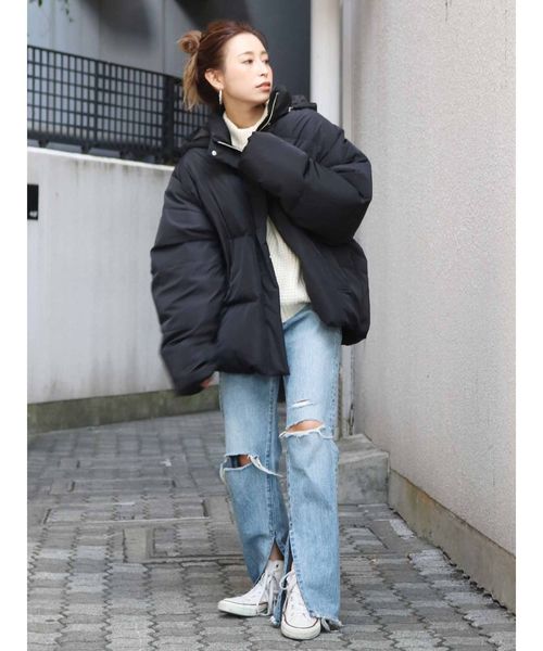 Ungrid（アングリッド）の「ヘムスリットクラッシュストレートデニム（デニムパンツ・レディース・ブルー・24inch/25inch/26inch）」の6枚目の写真