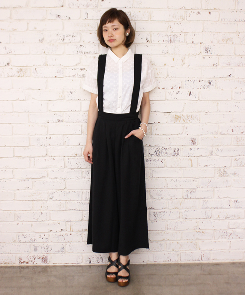 Kastane(カスタネ)の「【Kastane】サスペンダー付ワイドパンツ(その他パンツ・レディース・オフホワイト/ブラック/インディゴブルー/ピンクベージュ・FREE)」の3枚目の写真