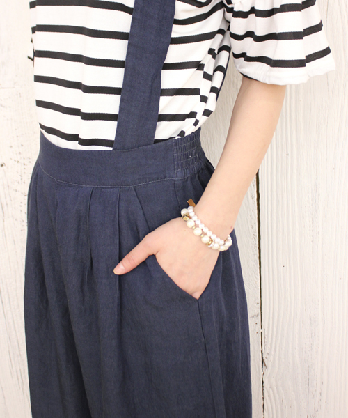 Kastane(カスタネ)の「【Kastane】サスペンダー付ワイドパンツ(その他パンツ・レディース・オフホワイト/ブラック/インディゴブルー/ピンクベージュ・FREE)」の9枚目の写真