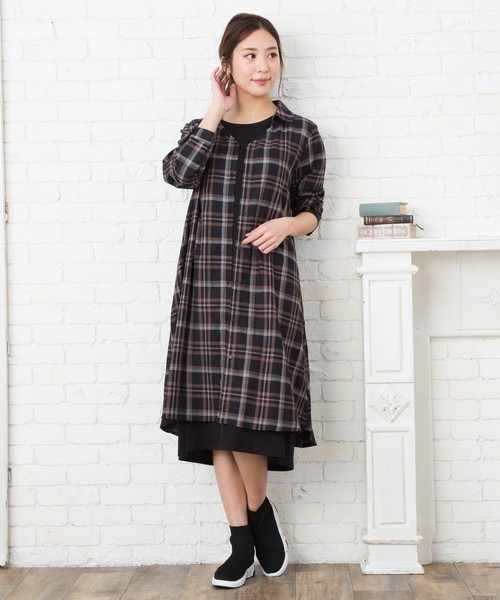 EVLOVE(イヴロヴ)の「【 大きいサイズ レディース 】 EVLOVE ( イヴロヴ ) ワンピース 綿レーヨン 先染め チェック サッシュ ロング シャツワンピ(シャツワンピース・レディース・ネイビー/ブラック系その他・13号/15号)」の1枚目の写真