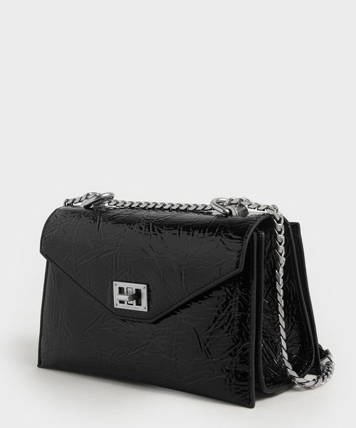 CHARLES & KEITH（チャールズ & キース）の「エンベロープバッグ / Envelope Bag（ショルダーバッグ・レディース・ホワイト/ブラック/ブルー/バーガンディー・S）」の5枚目の写真
