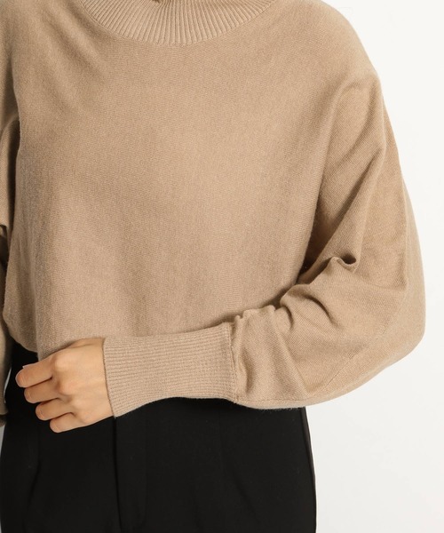 niko and...（ニコアンド）の「ショートドルマンタートルプルオーバー（ニット/セーター・レディース・カーキ/ベージュ/チャコール・MEDIUM/LARGE）」の11枚目の写真