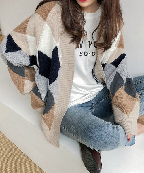 Amulet（アミュレット）の「アーガイル オーバーサイズ ボア ニットカーディガン（カーディガン/ボレロ・レディース・ネイビー/レッド/カーキ/グレー/ホワイト・FREE）」の12枚目の写真