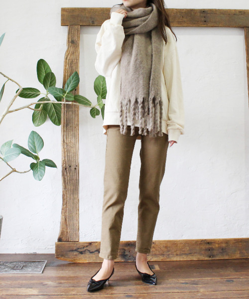 MODE ROBE(モードローブ)の「テーパードカラーパンツ(その他パンツ・レディース・アイボリー/ブラック/ブラウン/ベージュ・SMALL/MEDIUM/LARGE)」の4枚目の写真