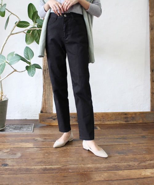 MODE ROBE(モードローブ)の「テーパードカラーパンツ(その他パンツ・レディース・アイボリー/ブラック/ブラウン/ベージュ・SMALL/MEDIUM/LARGE)」の3枚目の写真