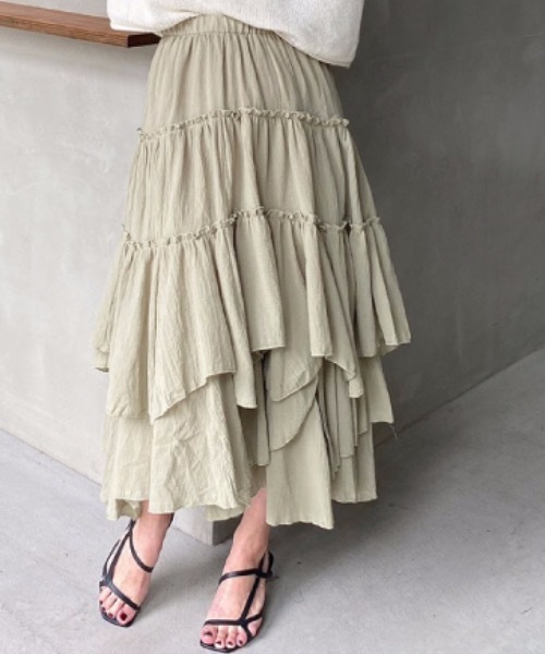 M y u(ミュー)の「アシンメトリーティアードスカート(スカート・レディース・ホワイト/ベージュ/ライトカーキ/グレイッシュベージュ/ネイビー/ピンク/グレー・FREE)」の5枚目の写真