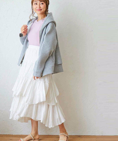 M y u(ミュー)の「アシンメトリーティアードスカート(スカート・レディース・ホワイト/ベージュ/ライトカーキ/グレイッシュベージュ/ネイビー/ピンク/グレー・FREE)」の2枚目の写真