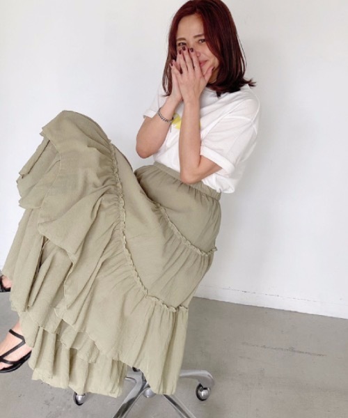 M y u(ミュー)の「アシンメトリーティアードスカート(スカート・レディース・ホワイト/ベージュ/ライトカーキ/グレイッシュベージュ/ネイビー/ピンク/グレー・FREE)」の22枚目の写真