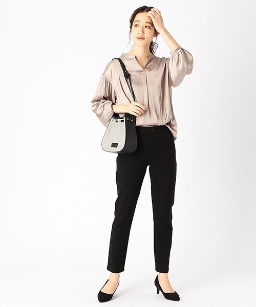 COMME CA ISM(コムサイズム)の「ストレッチスリムパンツ(その他パンツ・レディース・カーキ/ブラック/ベージュ/ネイビー・SMALL/LARGE/X-LARGE/XX-LARGE/X-SMALL/XX-SMALL/MEDIUM)」の6枚目の写真
