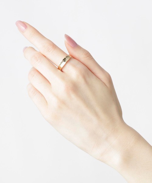 COCOSHNIK(ココシュニック)の「K10逆アール リング(リング・レディース・ホワイト系その他7・12号/14号)」の7枚目の写真