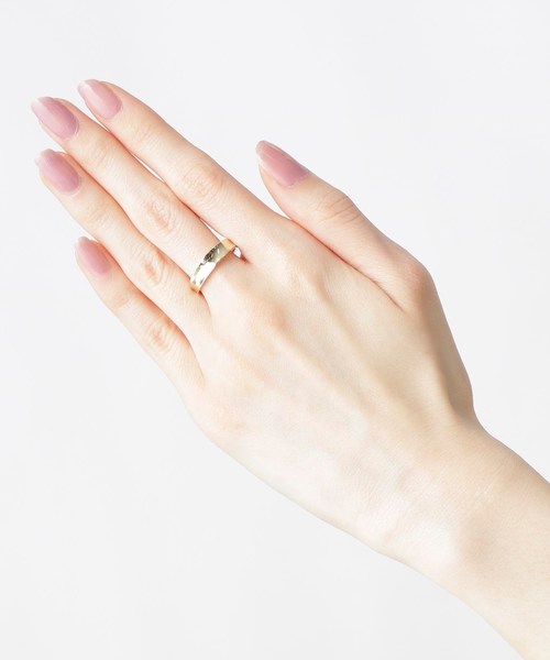 COCOSHNIK(ココシュニック)の「K10逆アール リング(リング・レディース・ホワイト系その他7・12号/14号)」の8枚目の写真