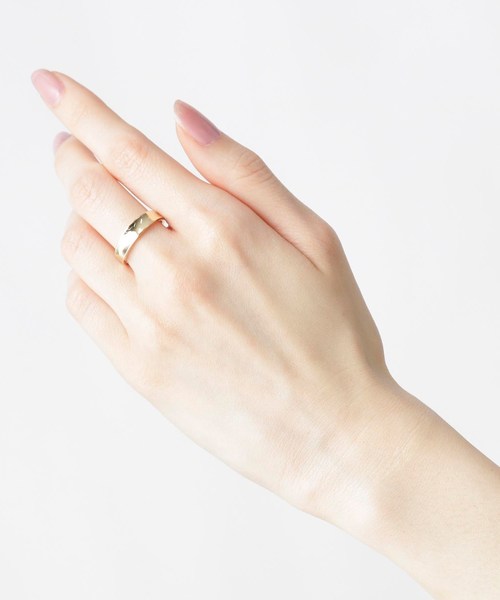 COCOSHNIK(ココシュニック)の「K10逆アール リング(リング・レディース・ホワイト系その他7・12号/14号)」の9枚目の写真