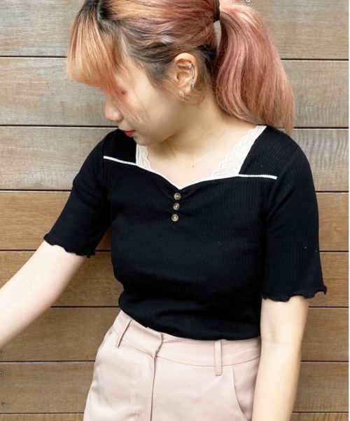 apres jour（アプレジュール）の「ハートネックリブトップス【ZOZOTOWN限定アイテム】（Tシャツ/カットソー・レディース・ブラック/アイボリー/ミント/モカ・フリー）」の11枚目の写真