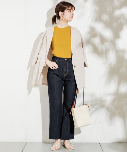 natural couture(ナチュラルクチュール)の「長さ変えれるフレアデニム(デニムパンツ・レディース・インディゴブルー/ブルー・SMALL/MEDIUM)」の4枚目の写真