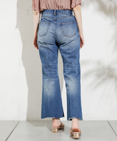 natural couture(ナチュラルクチュール)の「長さ変えれるフレアデニム(デニムパンツ・レディース・インディゴブルー/ブルー・SMALL/MEDIUM)」の12枚目の写真