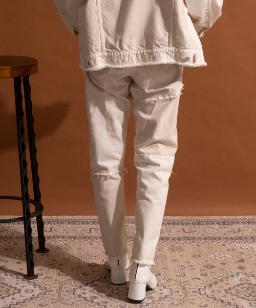 MAISON SPECIAL(メゾンスペシャル)の「リメイクライクテーパードデニムパンツ【MAISON SPECIAL/メゾンスペシャル】■セットアップ対応■(デニムパンツ・レディース・ホワイト/ブラック/グレー・38/36)」の8枚目の写真