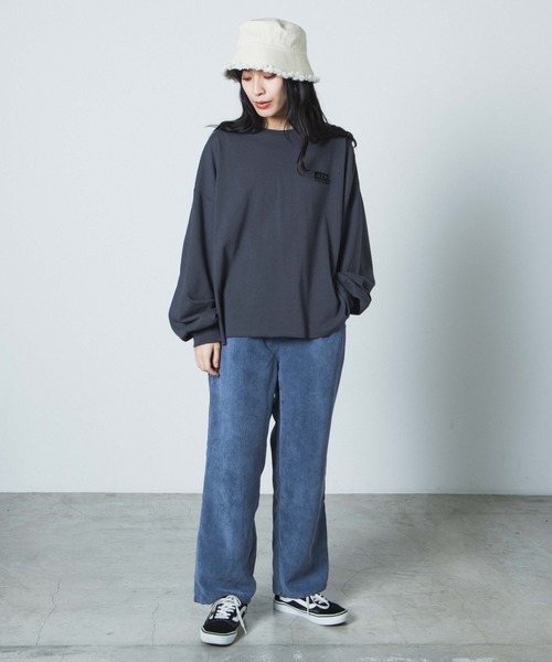 WEGO(ウィゴー)の「WEGO/コーデュロイストレートタックパンツ(スラックス・レディース・ブラック/ブルー/ブラウン/ベージュ/パープル/アイボリー・SMALL/MEDIUM)」の20枚目の写真