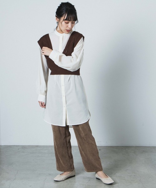 WEGO(ウィゴー)の「WEGO/コーデュロイストレートタックパンツ(スラックス・レディース・ブラック/ブルー/ブラウン/ベージュ/パープル/アイボリー・SMALL/MEDIUM)」の15枚目の写真