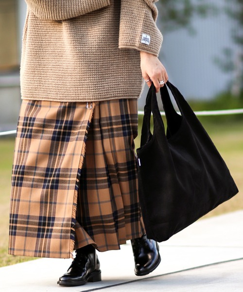 JOURNAL STANDARD relume（ジャーナルスタンダード　レリューム）の「CALIFORNIA IMILE CARRY BAGショッピングトート（トートバッグ・メンズ・ブラック/ブラック系その他/グレー/ライトグレー/クリアブルー/スカイブルー・FREE）」の2枚目の写真