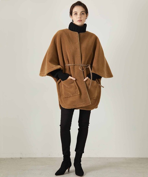 OUVRAGE CLASSE（ウヴラージュクラス）の「【SMUK】ボアポンチョコート 