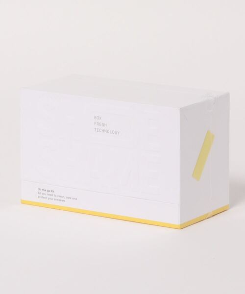 SHOE SHAME（シューシェイム）の「〈SHOE SHAME/シューシェイム〉On the go kit オンザゴーキット シューケア用品 5点セット（シューケア用品・メンズ・ホワイト×イエロー・ONE SIZE）」の6枚目の写真