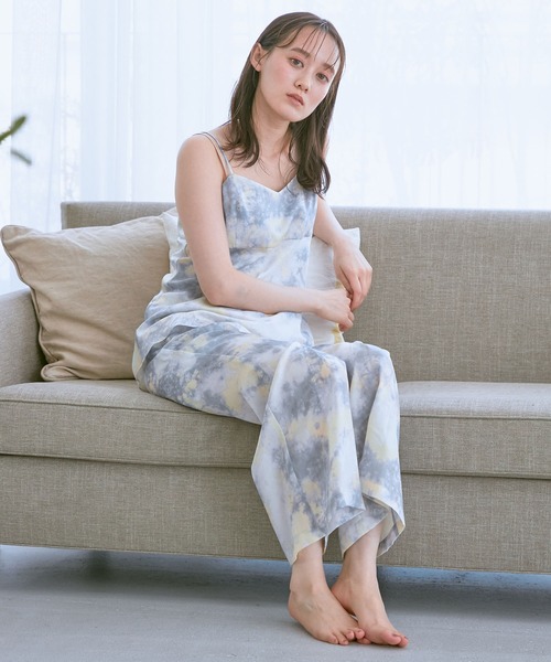 VIS(ビス)の「【コラーゲン加工】【ViSage】リサイクルサテンタイダイ柄キャミソール(ルームウェア/パジャマ・レディース・ピンク系その他2/ブルー系その他4・FREE)」の10枚目の写真