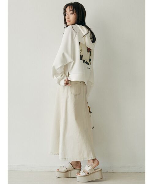 MURUA（ムルーア）の「【MURUA×217..NINA】コラボパーカー（パーカー・レディース・ホワイト/ブラック・FREE）」の3枚目の写真