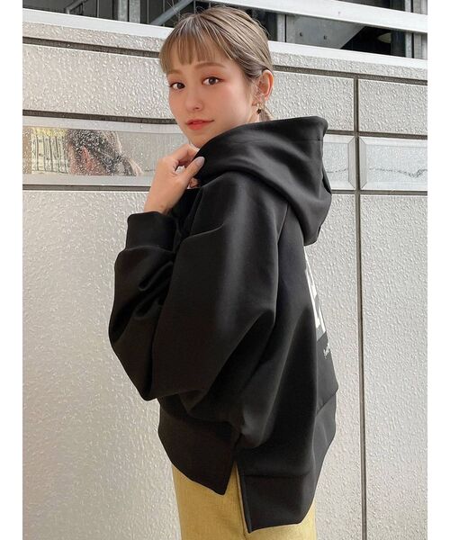 MURUA（ムルーア）の「【MURUA×217..NINA】コラボパーカー（パーカー・レディース・ホワイト/ブラック・FREE）」の13枚目の写真