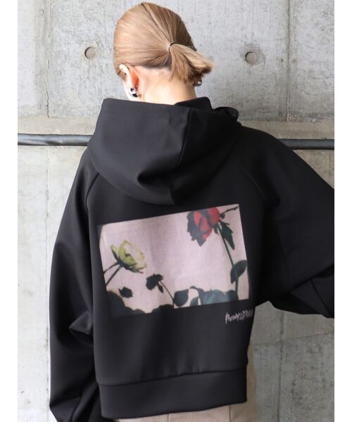 MURUA（ムルーア）の「【MURUA×217..NINA】コラボパーカー（パーカー・レディース・ホワイト/ブラック・FREE）」の20枚目の写真