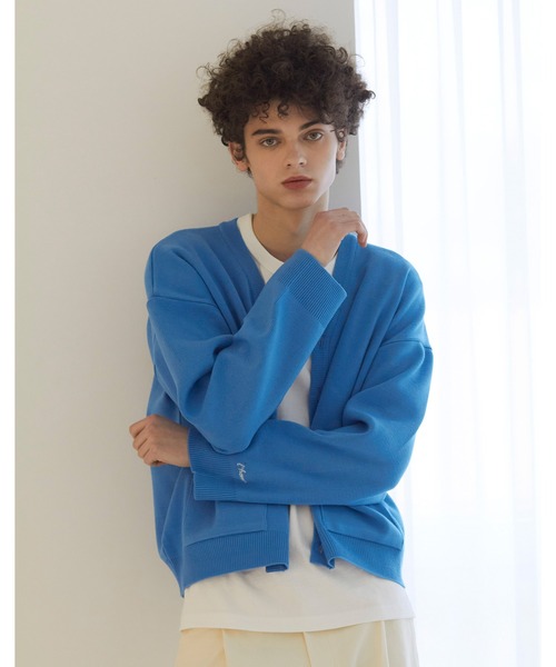 A‘gem 9（エージェムナイン）の「『LARTIGENT/ラーティゼン(L'HOMME/エル オム）』LAH1 CARDIGAN/ニットカーディガン(BTS等着用）（カーディガン/ボレロ・メンズ・ブルー・M/L）」の10枚目の写真