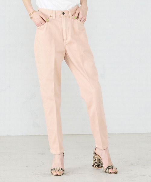 Lee（リー）の「【セットアップ対応】きれいめテーパードパンツ（デニムパンツ・レディース・イエロー/ピンク/ワンウォッシュ・MEDIUM/X-SMALL/SMALL）」の4枚目の写真