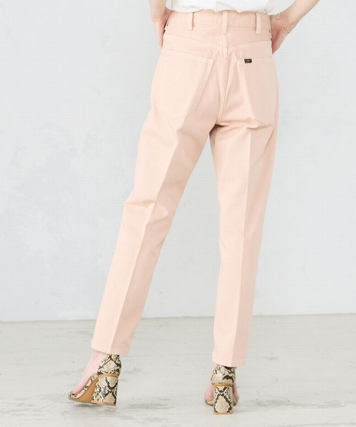 Lee（リー）の「【セットアップ対応】きれいめテーパードパンツ（デニムパンツ・レディース・イエロー/ピンク/ワンウォッシュ・MEDIUM/X-SMALL/SMALL）」の12枚目の写真