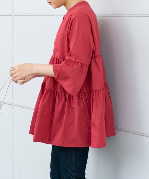 Ambre Neige(アンブルネージュ)の「ティアードチュニック/【WEB/EC限定商品】(シャツ/ブラウス・レディース・レッド/イエロー/アイボリー/モカ・FREE)」の5枚目の写真