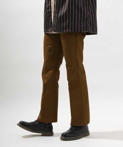 Dickies（ディッキーズ）の「【Dickies/ディッキーズ】TCツイルフレアパンツ（チノパンツ・メンズ・ブラック/ベージュ/ライトブラウン/ワイン・32inch/30inch/28inch/34inch/26inch）」の10枚目の写真