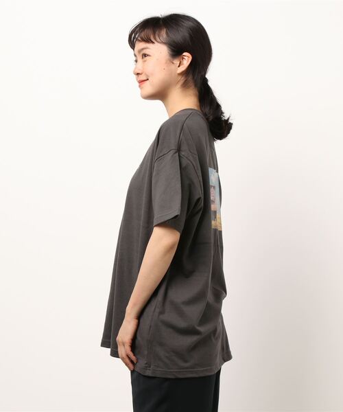 PAGEBOY(ページボーイ)の「ヴィンテージモードフォトTシャツ(Tシャツ/カットソー・レディース・チャコールグレー/ブラック/オフホワイト・FREE)」の20枚目の写真