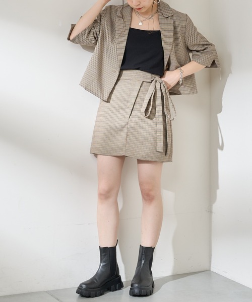 Chico(チコ)の「【新色追加】サイドゴアボリュームショートブーツ(ブーツ・レディース・カーキ/ブラック/アイボリー/ブラウン・LARGE/SMALL/MEDIUM)」の11枚目の写真