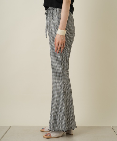 Kastane（カスタネ）の「楊柳切替フレアパンツ（その他パンツ・レディース・ブラック系その他/グリーン/アイボリー/ブラック/サックスブルー・2/1）」の10枚目の写真