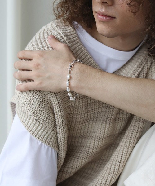 JOEN（ジョエン）の「JOEN(ジョエン)淡水バロックパール×シルバー925コーティング 日本製 5連パールブレスレット / シルバー925コーティング 日本製ハーフダブルチェーンブレスレット（ブレスレット・メンズ・ホワイト/シルバー・FREE）」の9枚目の写真