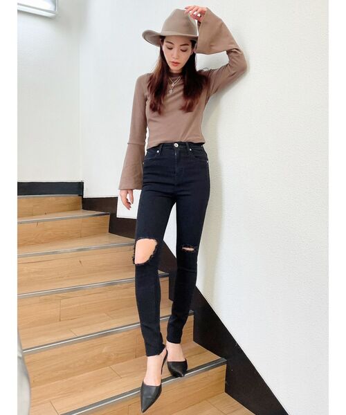 GYDA(ジェイダ)の「H/W KNEEダメージデザインカラーパンツ(チノパンツ・レディース・ブラック/ベージュ・SMALL/MEDIUM/X-SMALL)」の9枚目の写真