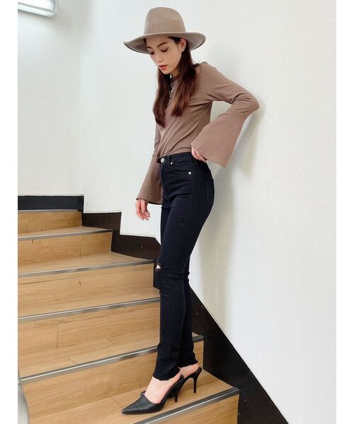 GYDA(ジェイダ)の「H/W KNEEダメージデザインカラーパンツ(チノパンツ・レディース・ブラック/ベージュ・SMALL/MEDIUM/X-SMALL)」の10枚目の写真