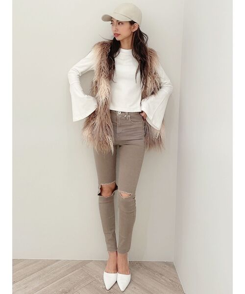 GYDA(ジェイダ)の「H/W KNEEダメージデザインカラーパンツ(チノパンツ・レディース・ブラック/ベージュ・SMALL/MEDIUM/X-SMALL)」の21枚目の写真