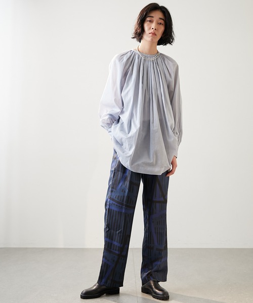 Whim Gazette（ウィムガゼット）の「ローンクルーネックブラウス（シャツ/ブラウス・レディース・サックスブルー/ダークブラウン・FREE）」の19枚目の写真