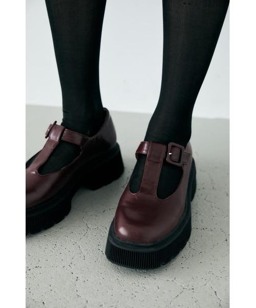MOUSSY（マウジー）の「T STRAP PLATFORM シューズ（ローファー・レディース・ボルドー/ブラック・LARGE/MEDIUM/SMALL）」の18枚目の写真