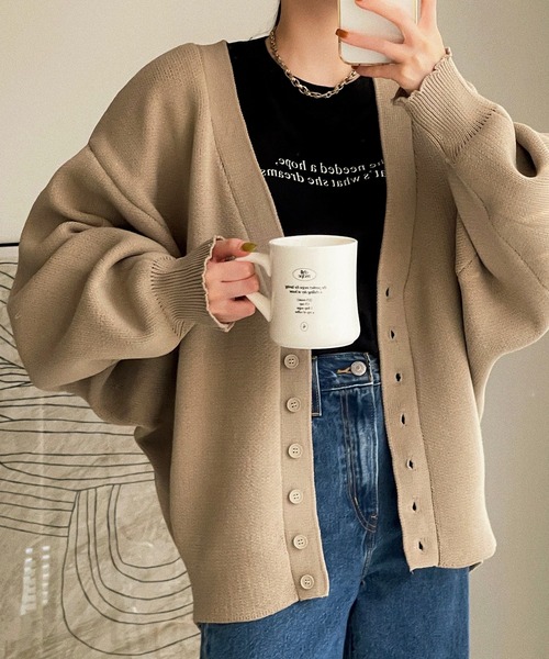 etade(エタード)の「【etade】volume sleeve over cardigan etdwz21a004(カーディガン/ボレロ・レディース・ブラック/マスタード/ライトベージュ/テラコッタ・FREE)」の4枚目の写真