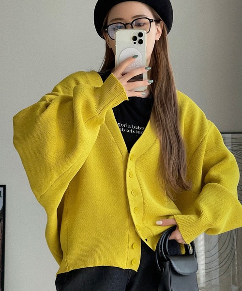 etade(エタード)の「【etade】volume sleeve over cardigan etdwz21a004(カーディガン/ボレロ・レディース・ブラック/マスタード/ライトベージュ/テラコッタ・FREE)」の1枚目の写真