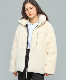 バック エンブロイダリー シェルパ ジャケット