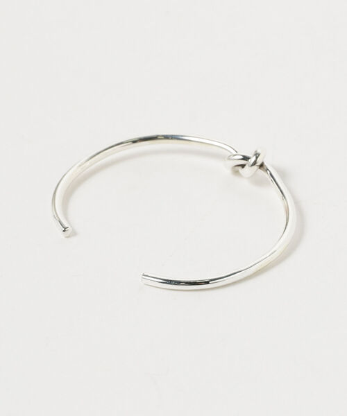 Ray BEAMS(レイビームス)の「XOLO JEWELRY / Tie バングル スモール(バングル/リストバンド・レディース・シルバー・ONE SIZE)」の2枚目の写真