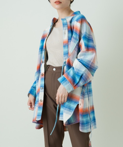 Kastane（カスタネ）の「ネオンチェック起毛アレンジシャツ（シャツ/ブラウス・レディース・ホワイト/ブラック・FREE）」の2枚目の写真