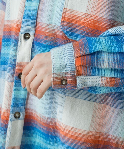 Kastane（カスタネ）の「ネオンチェック起毛アレンジシャツ（シャツ/ブラウス・レディース・ホワイト/ブラック・FREE）」の14枚目の写真